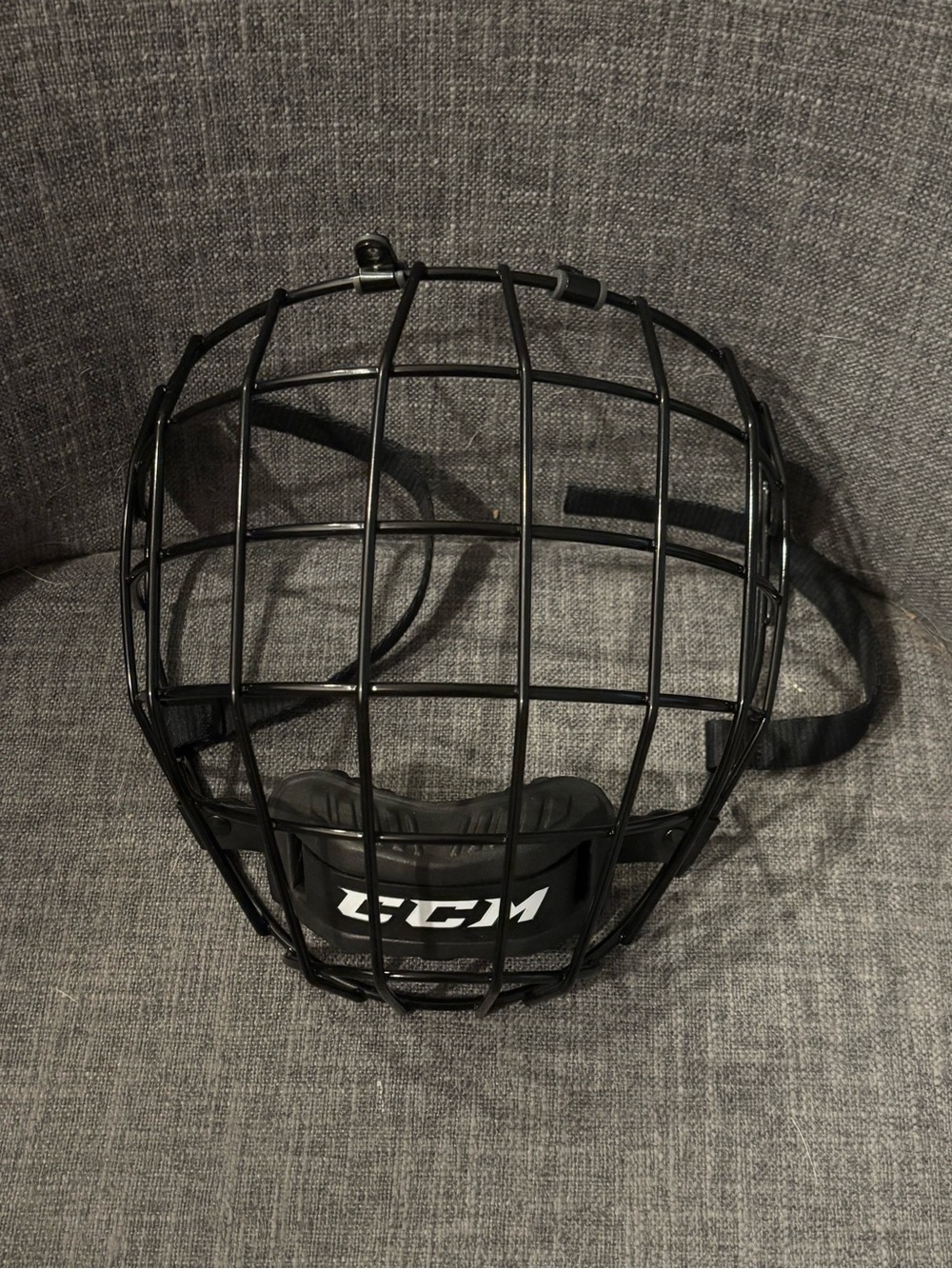 CCM FM580 Hockey Face Mask Cage Senior Large Black